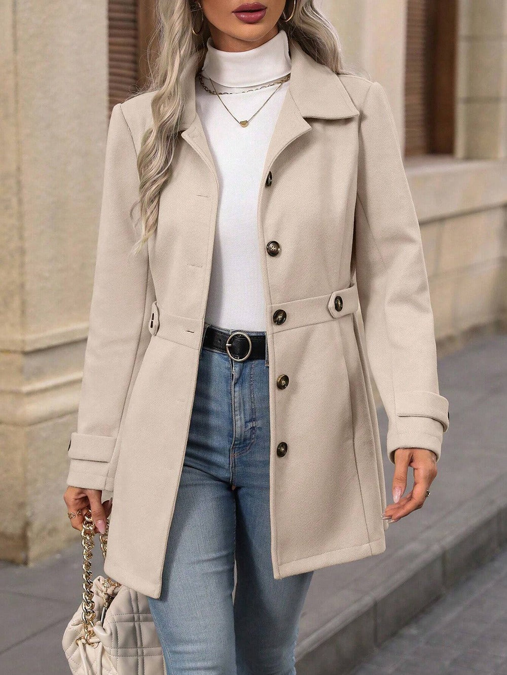 Cambridge Classic Buttoned Coat